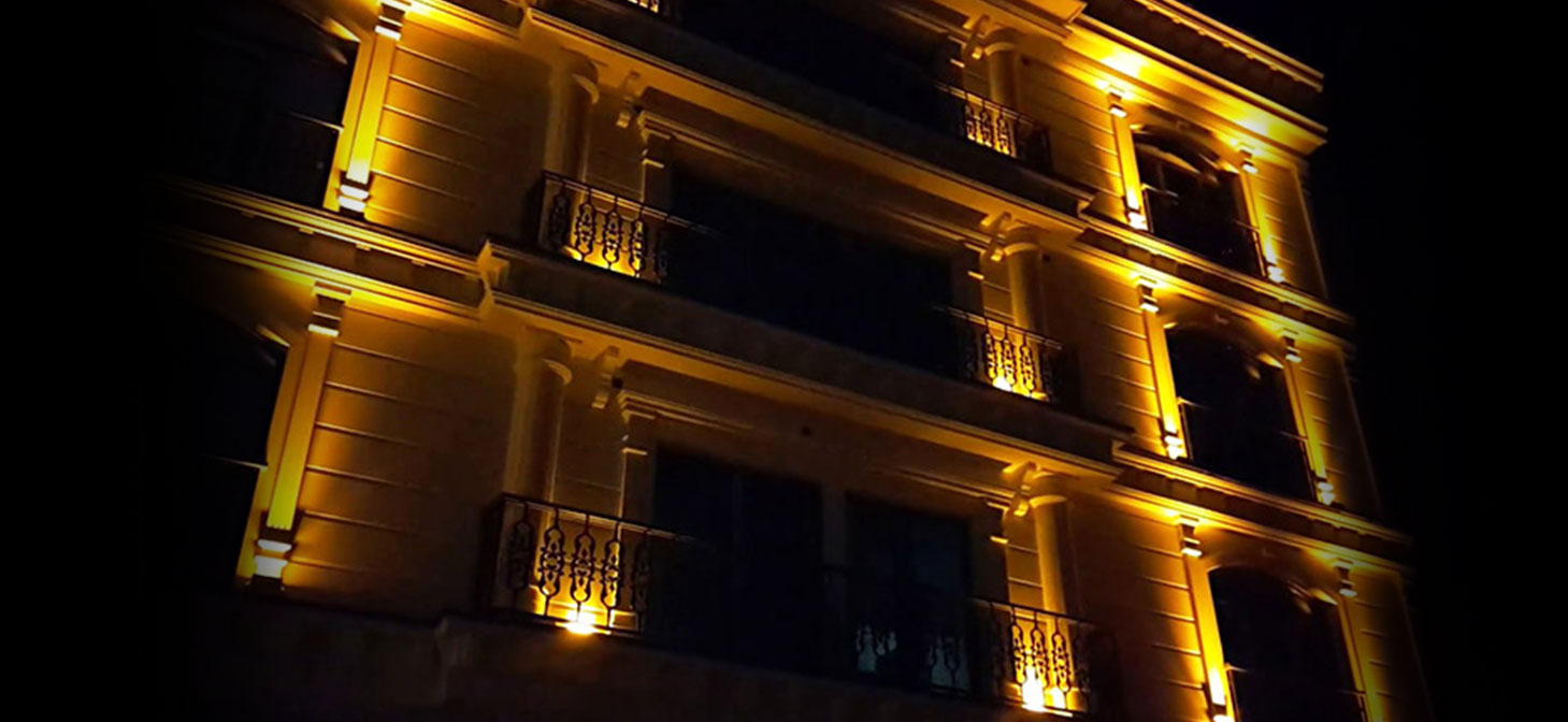 نور پردازی نمای ساختمان